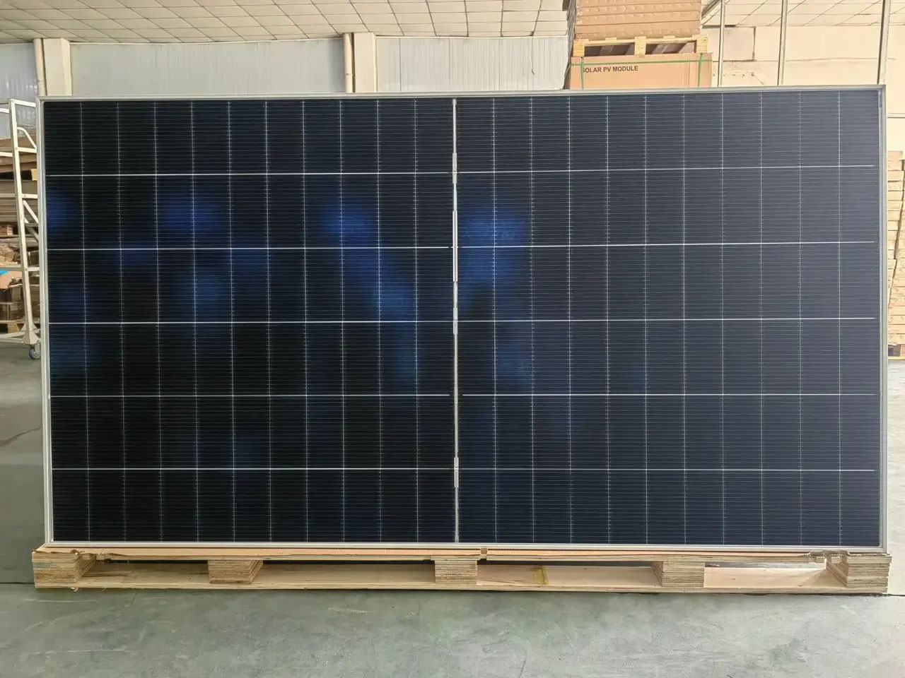 Jinko Europe Warehouse N-Type  - Jinko Solar Panel N-Type recensie en prijs