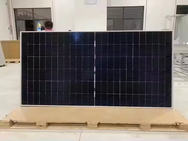 Jinko Zonnepaneel 590W N-type  - Jinko Solar Panel N-Type recensie en prijs